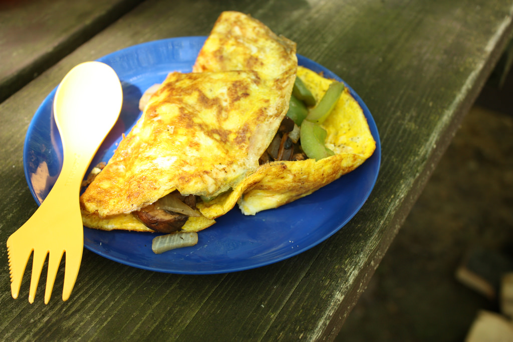 キャンプ場で食べる格別の朝ごはん おすすめ料理5選 マウンテンシティメディア