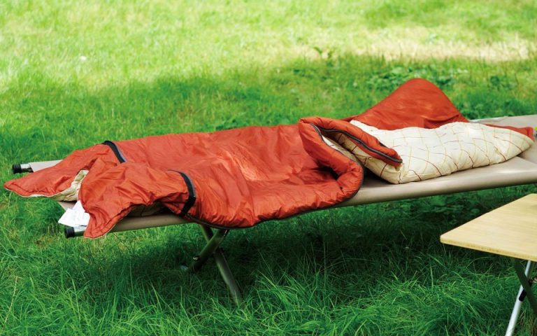キャンプ泊で使用する寝袋はとっても大事。おすすめはコレだ！｜マウンテンシティメディア