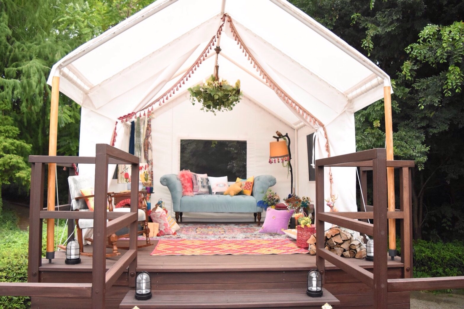 【3分で分かる】グランピングとは?最高に楽しむ4つの極意を大公開|マウンテンシティメディア