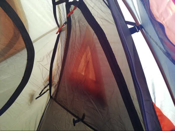 テント内部のメッシュ加工